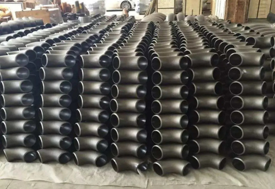 لحام تناكبي غير ملحوم 90 درجة بطول نصف قطر الكوع 4 بوصة SCH-STD ASTM A815 UNS S31803