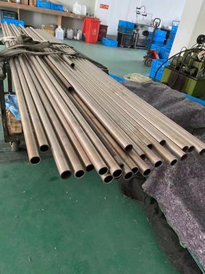 أنابيب النحاس والنيكل سلس PE 1 "2.5 مم EEMUA 144 SEC.1 ALLOY CN102 الأنابيب