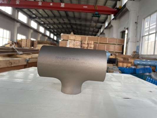 EQUAL TEE، SW، 2 "X 1 1/2" WT = 2 مم 20 BARG، EEMUA 146 SEC.2 ASTM B151 UNS C70600 Tee