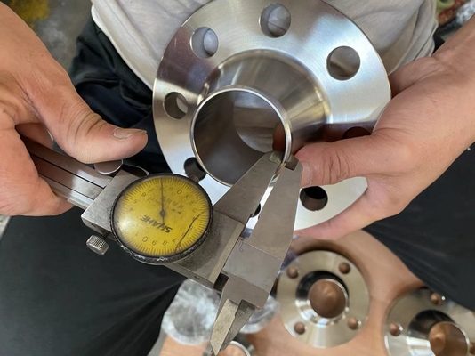 وصلات مواسير من الفولاذ المقاوم للصدأ على الوجهين الفائق شفة WN RF UNS 32760 8 "SCH 40S 300 # Flanges