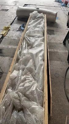 الأنابيب الأوستنيتي غير الملحومة الفائقة PE 4 "STD ASME B36.10M 904L الفولاذ المقاوم للصدأ الأنابيب المستديرة