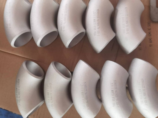 ASME B16.9 وصلة مواسير من سبائك النيكل والفولاذ SCH80 180D الكوع B366 WPNIC10 منحنى نصف القطر القصير