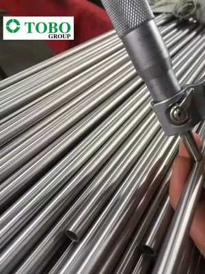 أنبوب دائري من سبائك التيتانيوم ASTM B338 Gr9 بقطر 10 بوصات وسمك 20 مم مصقول ومدلفن على الساخن