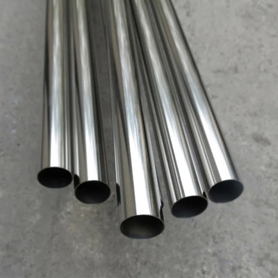 Inconel 625 أنابيب فولاذية من سبائك النيكل بطول 6000 مم أنابيب فولاذية دائرية غير ملحومة