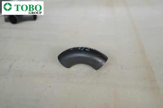 TOBO Customed Size A234 WP5 تجهيزات أنابيب فولاذية من السبائك / 90 درجة كوع ملحوم