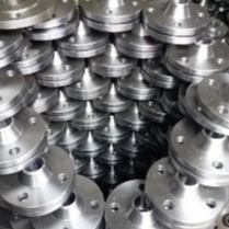 ASME B16.5 طرف رقبة الحرارة RF / RTJ نظام أنابيب زيت المياه المعدل المواد NPS 1/2 "-24" الفئة 150 #-2500 # Sch5s-SchXXS