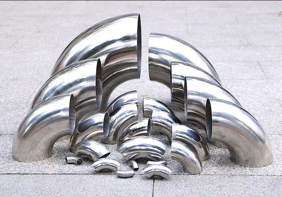 ASTM B366 مزورة الصلب التوصيل 4 "ذكر الخيوط الأنابيب التوصيل سبائك الصلب الأنابيب المناسب