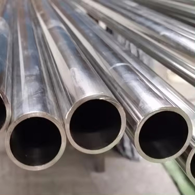 ASTM DIN GB JIS أنابيب الفولاذ أنابيب غير منسقة مع تقنية المطاط الساخن