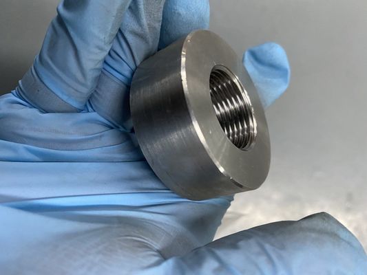 ASTM A234 سبيكة الفولاذ أدوات أنابيب بلا خيوط المرفقين الملونة باللون الأسود