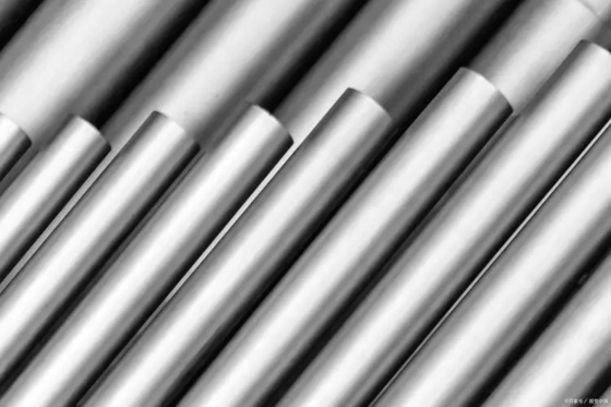 مقاومة أشد التآكلات ، وضمان السلامة غير المتناثرة ASTM B165 UNS N04400 أنبوب سبيكة النيكل NPS 1/2 " x SCH 80S x 20 FT