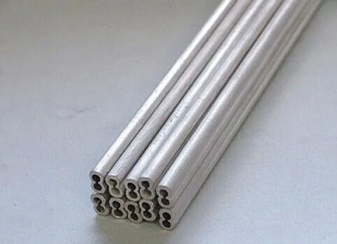 أنابيب بلا خيوط من سبيكة على أساس النيكل Inconel600 Incoloy800h Inconel625 أنابيب من سبيكة النيكل