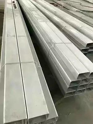 أنابيب الفولاذ المطاوعة مع الطول والنهايات القابلة للتخصيص