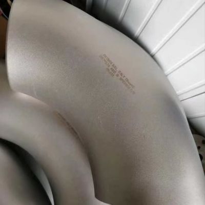 Elbow 90D ASTM A234 WP1 1/2 'لأعمال المياه الصناعية والزيوت والغاز صناعة بناء السفن