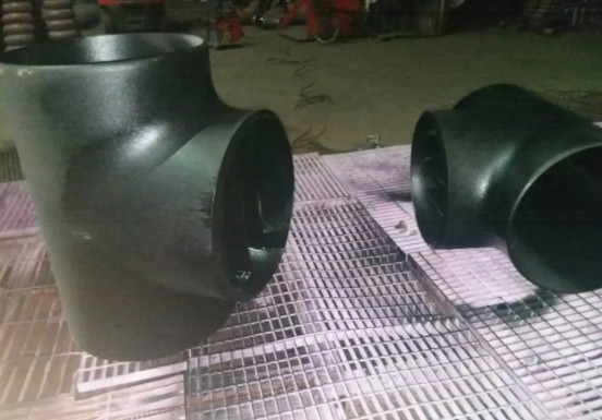 سبيكة 600 ASTM / UNSP N06600 قضيب الإنطلاق OD 11 "WT 4 مم بيئي