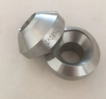 بعقب Weldolet سبيكة 200 ASTM / UNS N02200 مواسير مزورة 12 "x4"