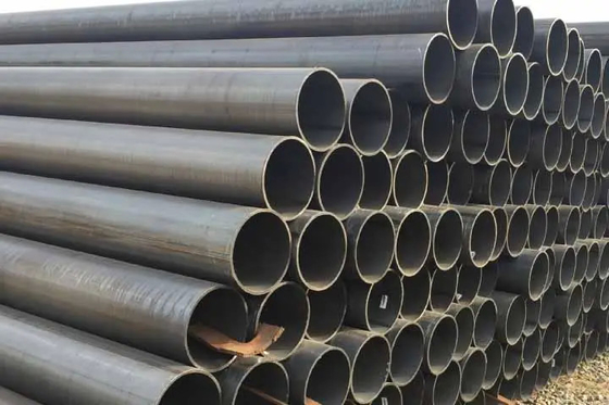 ASTM A106 A53 أنابيب الغلايات ذات الضغط العالي المدرفلة على الساخن خط أنابيب النفط من الصلب الكربوني غير الملحوم