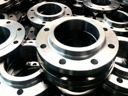 الفولاذ المقاوم للصدأ السوبر المزدوج المنحوت ANSI B16.5 انزلاق على الشريط ASTM A815 UNS S32205