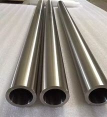 الأنابيب المعدنية النيكل الكرومية الفضية السبائك Inconel 600 625 825 أنابيب النيكل السبائك للطيران والمعالجة الكيميائية