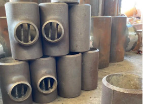 تركيبات بعقب ASME / ANSI B16.9 Barred Tee ASTM / UNS N06601 6