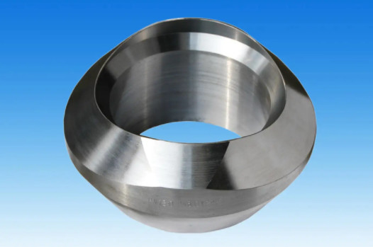 Weldolet ، 36 بوصة × 6 بوصة ، Sch: S-STD / S-STD نهايات: أبيض وأسود ، المادة: Forged-ASTM A105 -.