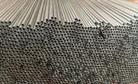 سبائك الصلب الأنابيب ASTM / UNS N02200 القطر الخارجي 16 